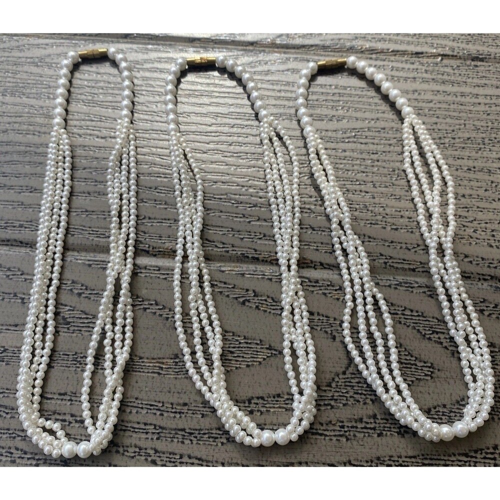 White Pearl Costume Choker Vintage